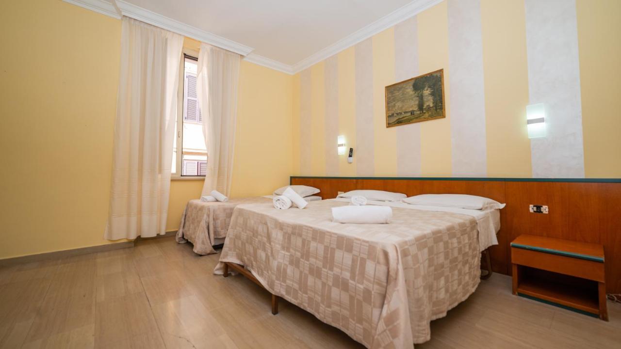 רומא Hotel Center 3 מראה חיצוני תמונה