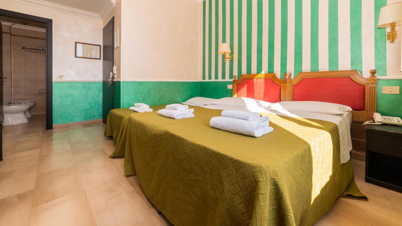 רומא Hotel Center 3 מראה חיצוני תמונה