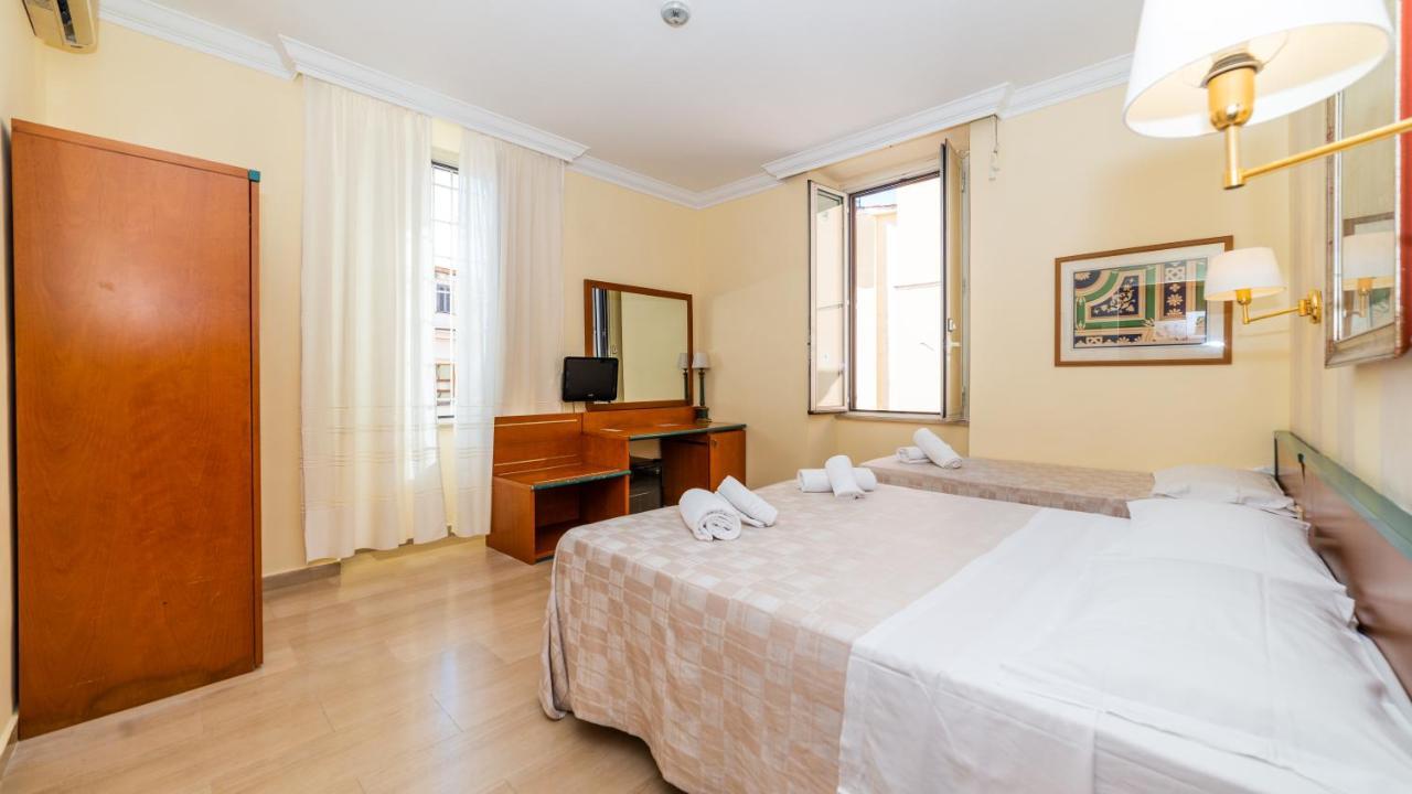 רומא Hotel Center 3 מראה חיצוני תמונה