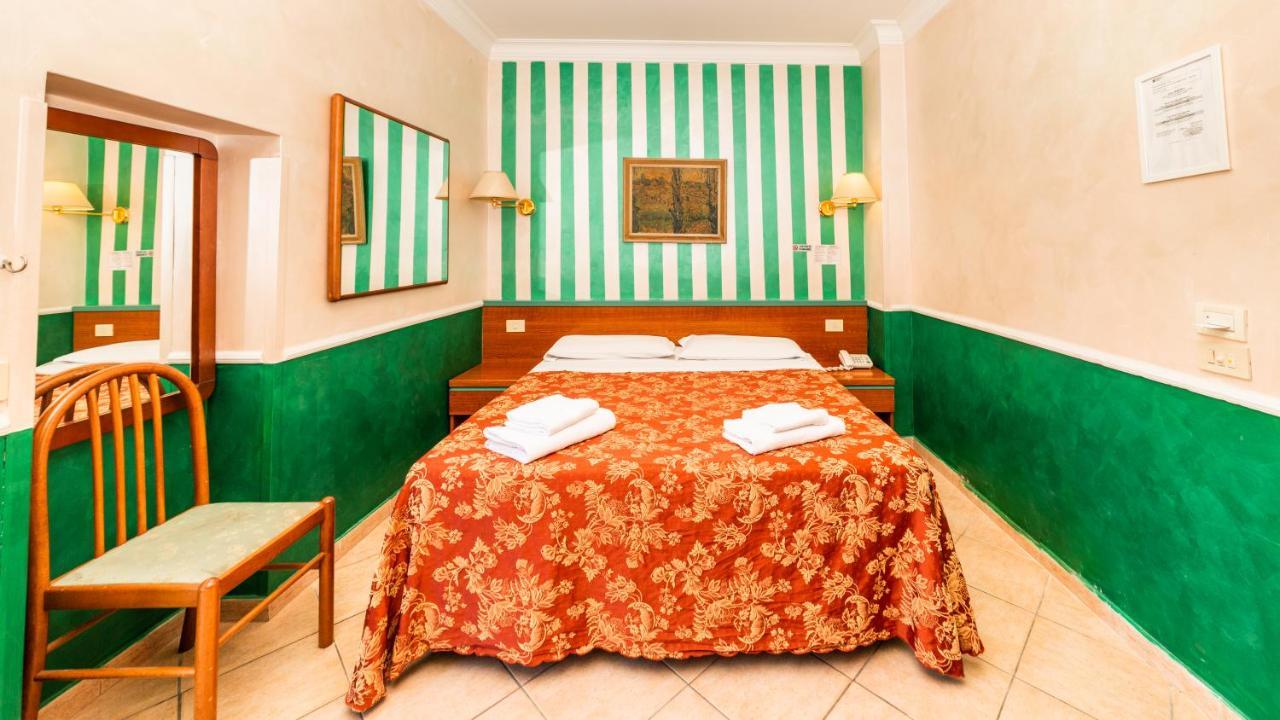 רומא Hotel Center 3 מראה חיצוני תמונה