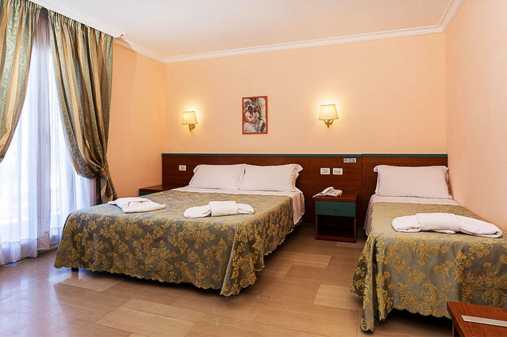 רומא Hotel Center 3 מראה חיצוני תמונה