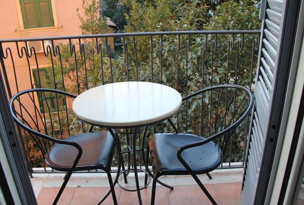 רומא Hotel Center 3 מראה חיצוני תמונה