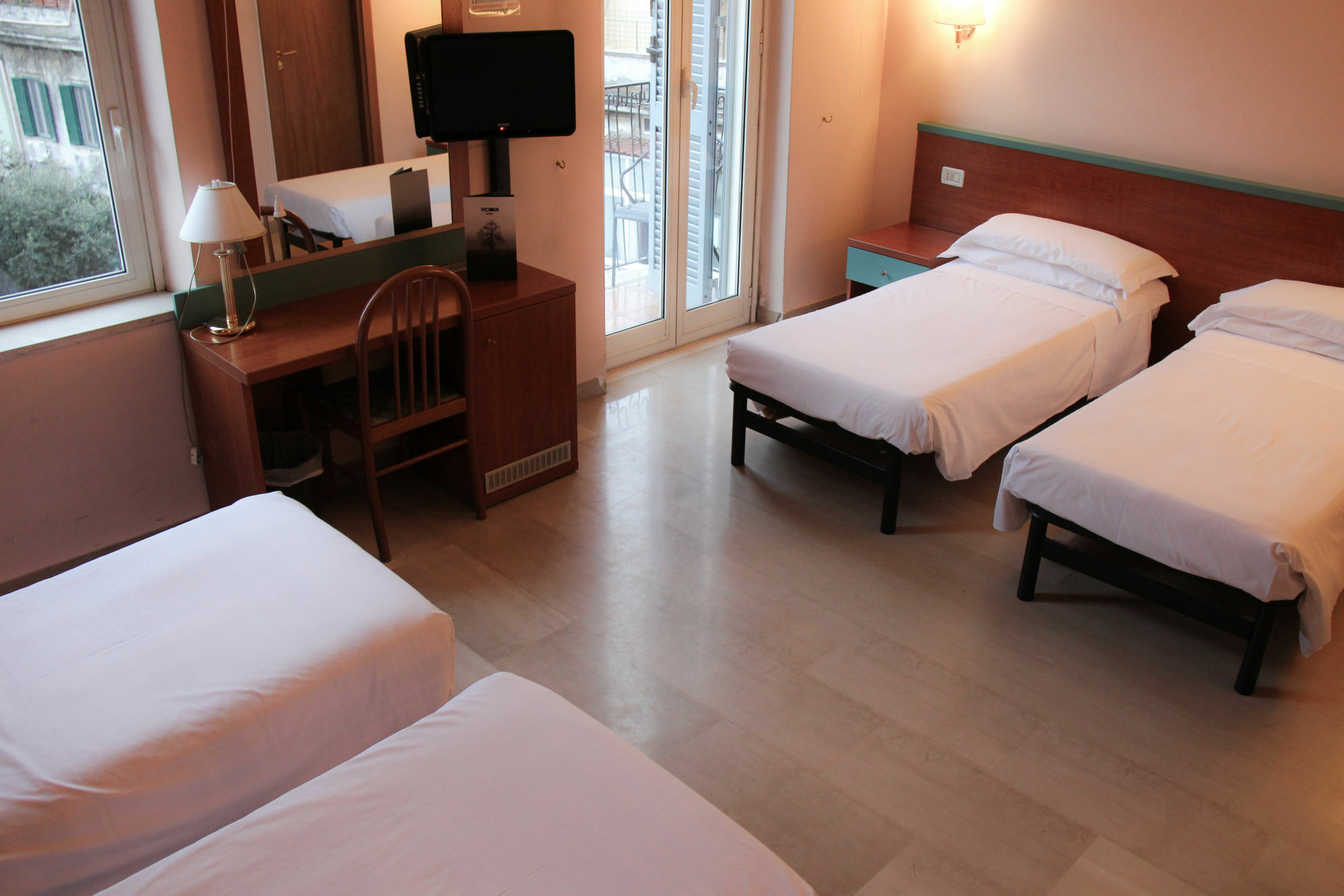 רומא Hotel Center 3 מראה חיצוני תמונה